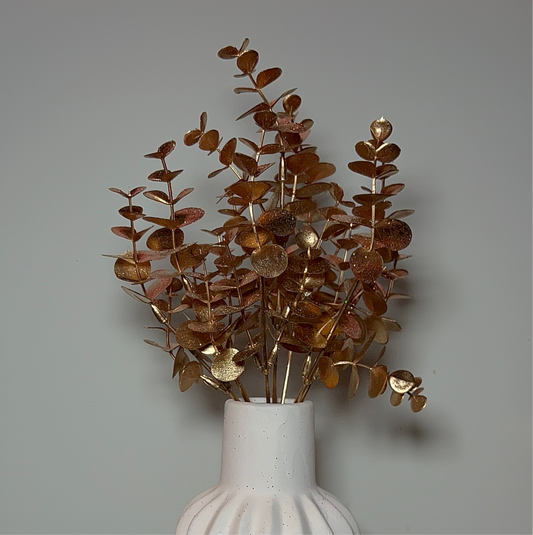 Gouden eucalyptus bos